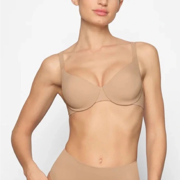 SKIMS‎ NWT Smoothing Intimates Full Coverage Bra - Clay size 40C - Picture 1 of 8